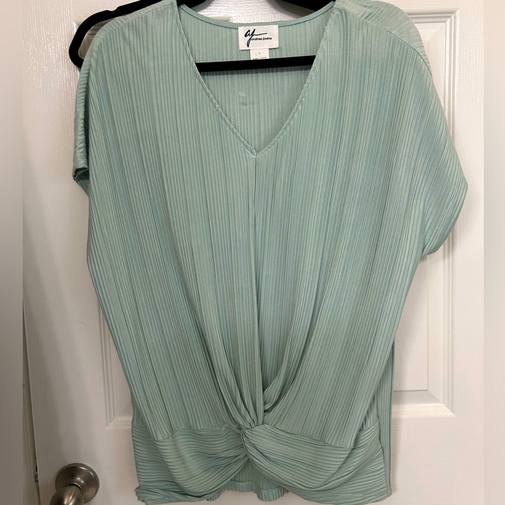 Ribbed front cross blouse